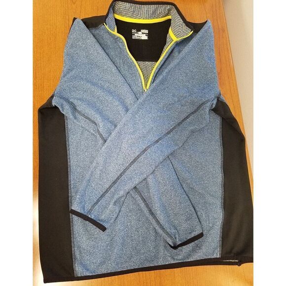 Under Armour Medium loose, 1/4 zip pullover cold gear - Picture 2 of 7